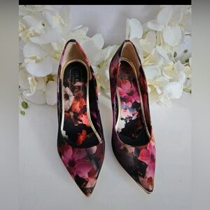 Ted Baker Floral Pointy Toe Pumps Heels Shoes 40 Charmesa Cascading Floral